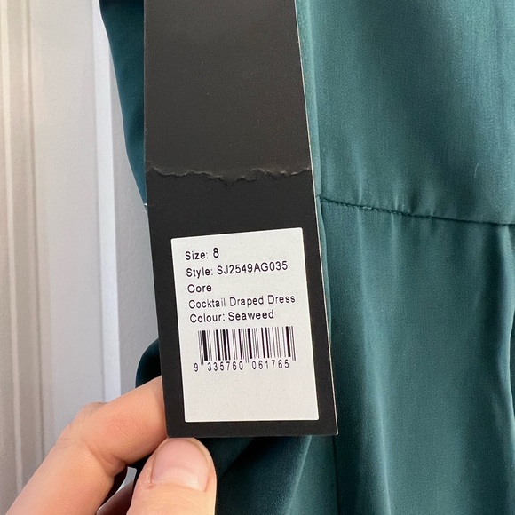 Shona Joy Cocktail Draped Dress, NWT - Size US 4, Colour Seaweed - Picture 10 of 11